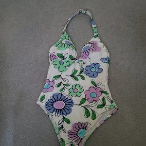 Never worn La Blanca swimsuit